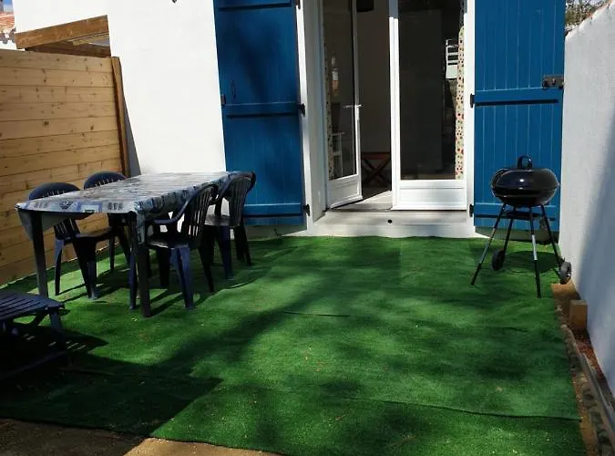 Pousse Le Portail Et Pose Toi Sur La * Noirmoutier-en-l'Île