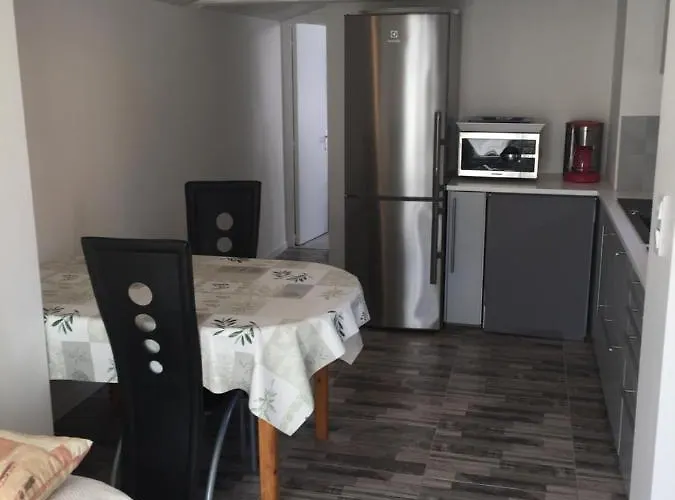 Pousse Le Portail Et Pose Toi Sur La * Noirmoutier-en-l'Île