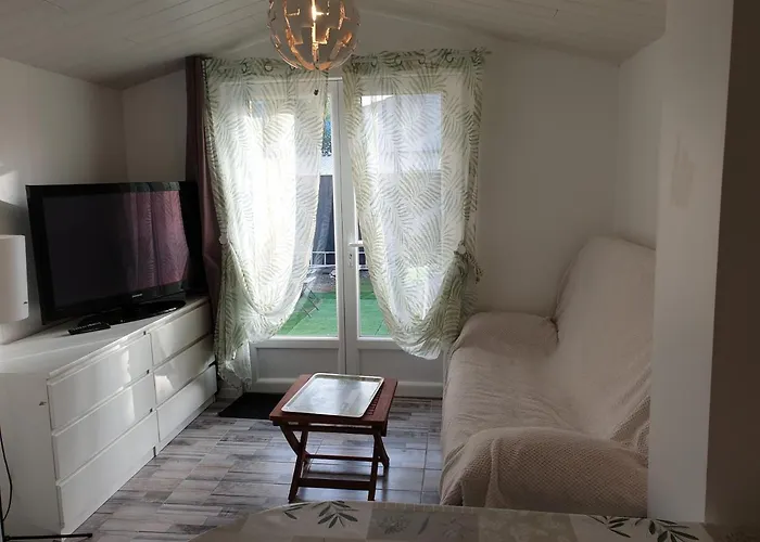 Pousse Le Portail Et Pose Toi Sur La Hébergement de vacances